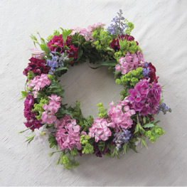 Abbildung1 Blumenkränze